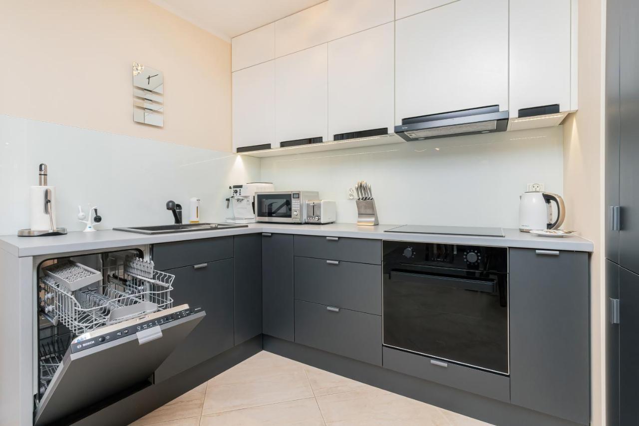 Batorego 7 Gdynia Apartments By Noclegi Renters Exterior photo